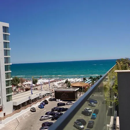 Gia Sea View Penthouse *